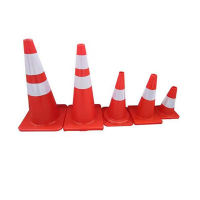 Besorgen Hochsichtbare PVC-Straßensicherheitskegel, Warnreflexive Straßenkegel Online-Herstellung