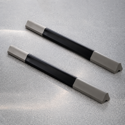 Besorgen Reflektierender Radstopper aus Gummi für gewerbliche Parkplätze, Asphalt- und Betonoberflächen Online-Herstellung